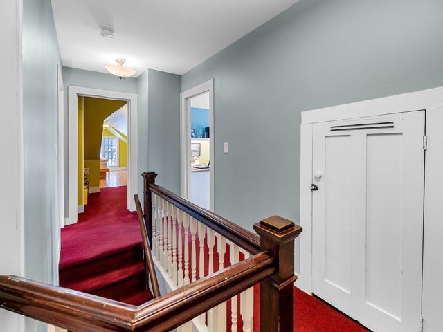 27 Loomis Street, Montpelier, VT 05602