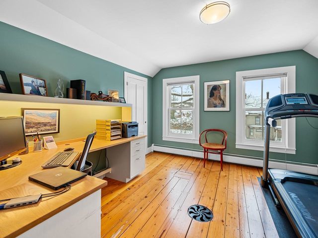 27 Loomis Street, Montpelier, VT 05602