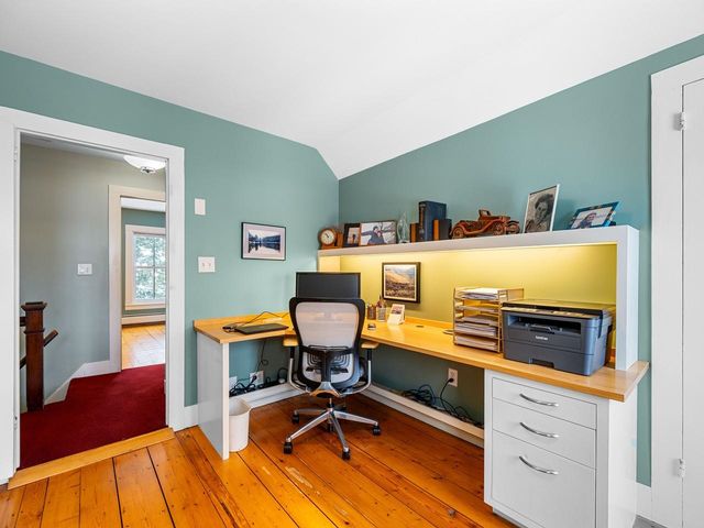 27 Loomis Street, Montpelier, VT 05602