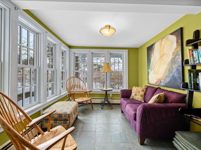 27 Loomis Street, Montpelier, VT 05602