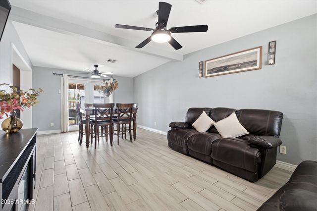 1742 W ROESER Road, Phoenix, AZ 85041