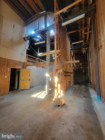 1129-31 EARL ST, Philadelphia, PA 19125