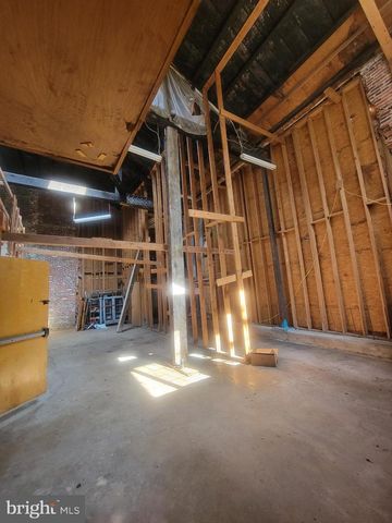 1129-31 EARL ST, Philadelphia, PA 19125