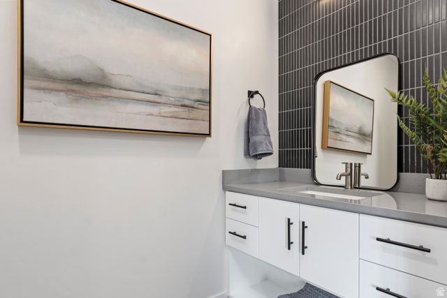 32 W 400 S, Bountiful, UT 84010