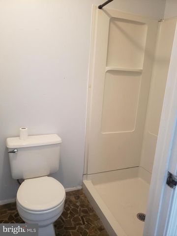 7341 GOLDEN HORSESHOE CT, Springfield, VA 22153