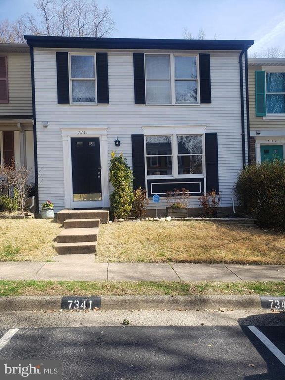 7341 GOLDEN HORSESHOE CT, Springfield, VA 22153