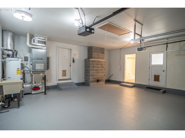 91 North River Dr, Roseburg, OR 97470