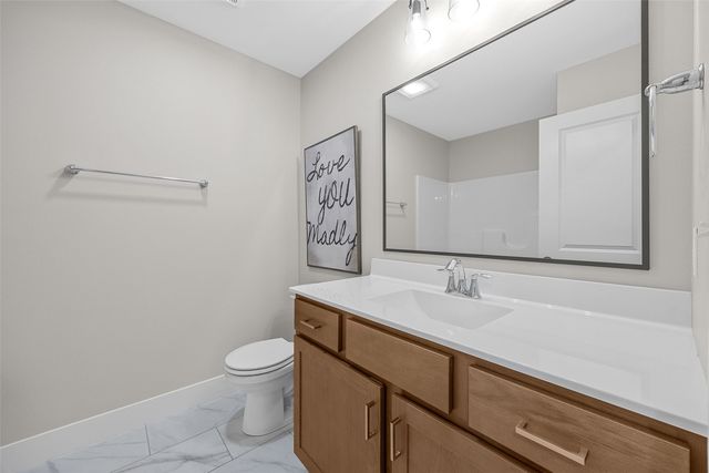 7202 Country Ridge Dr NW, Cedar Rapids, IA 52405