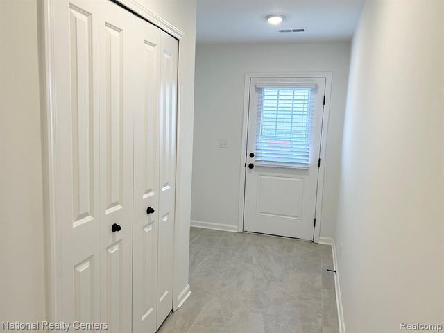 2778 Bristol Ridge, Ann Arbor, MI 48105