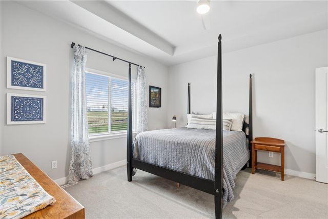 1018 High Ridge Trail, Solon, IA 52333