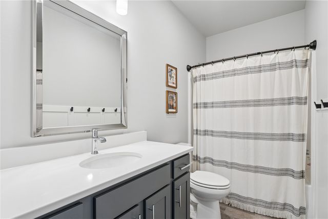 1018 High Ridge Trail, Solon, IA 52333