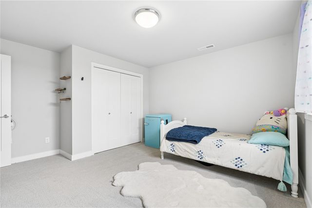 1018 High Ridge Trail, Solon, IA 52333