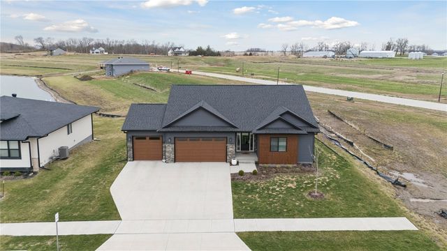1018 High Ridge Trail, Solon, IA 52333
