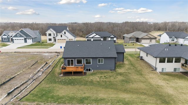 1018 High Ridge Trail, Solon, IA 52333