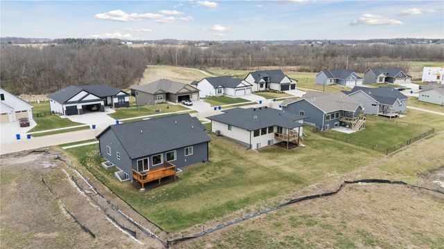 1018 High Ridge Trail, Solon, IA 52333