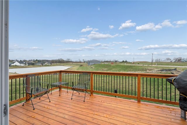 1018 High Ridge Trail, Solon, IA 52333