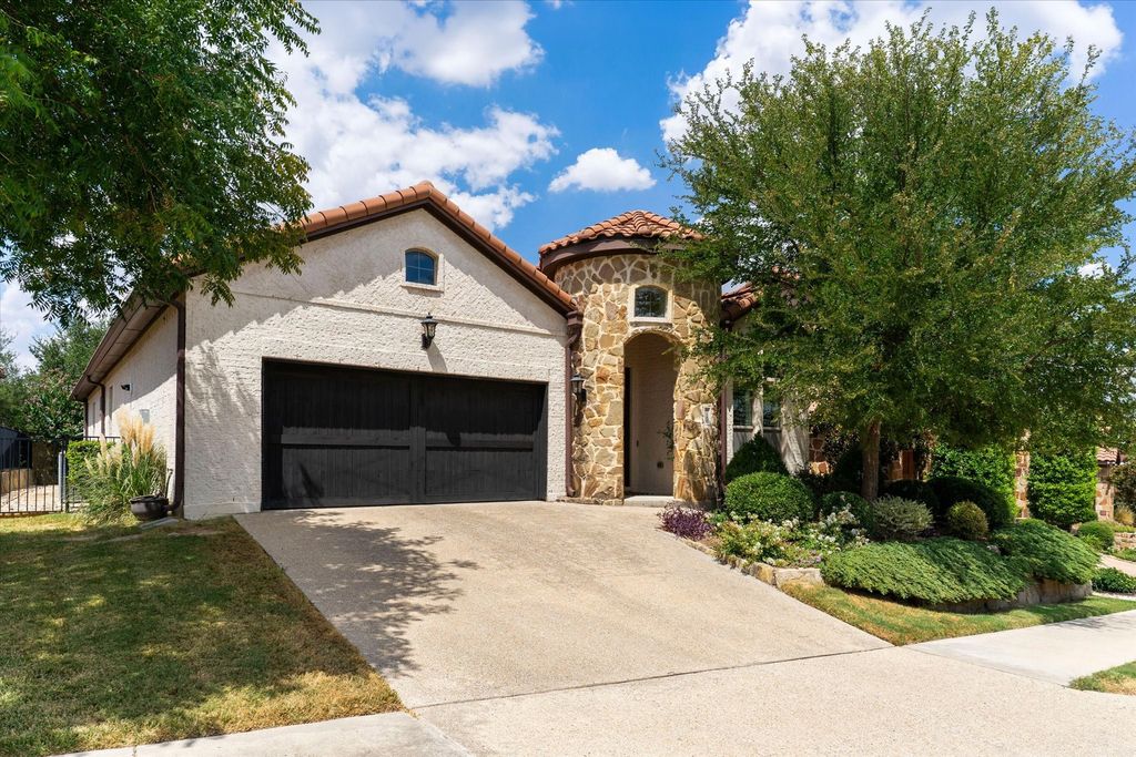 2909 Siena Drive, Denton, TX 76210 — exterior