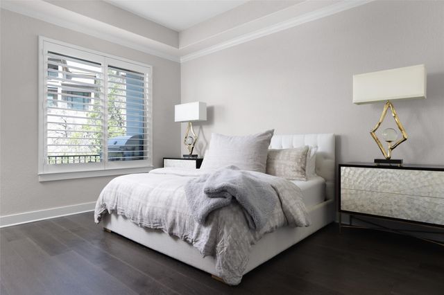 105 Cascading Water PL, Lakeway, TX 78734