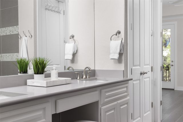 105 Cascading Water PL, Lakeway, TX 78734