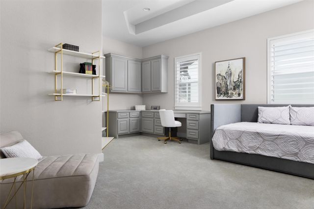 105 Cascading Water PL, Lakeway, TX 78734