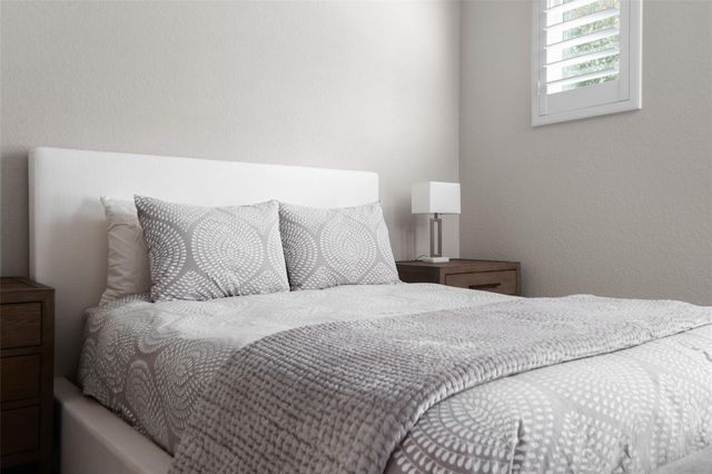 105 Cascading Water PL, Lakeway, TX 78734