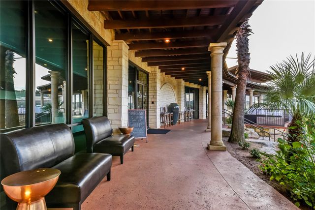 105 Cascading Water PL, Lakeway, TX 78734