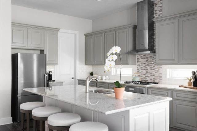 105 Cascading Water PL, Lakeway, TX 78734