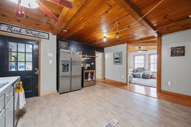 146 County Road 677, Riceville, TN 37370