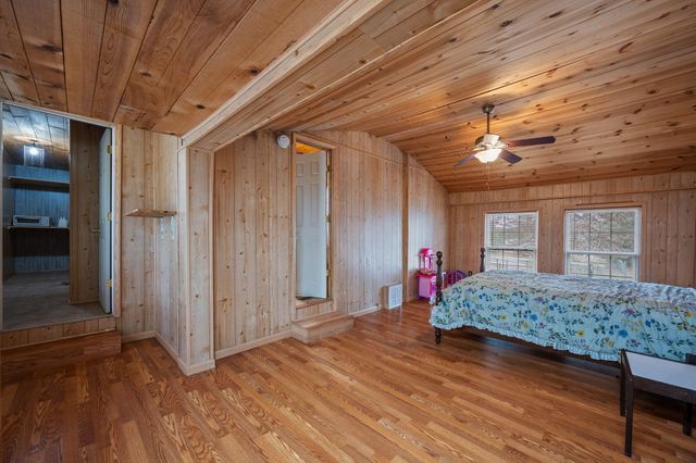 146 County Road 677, Riceville, TN 37370