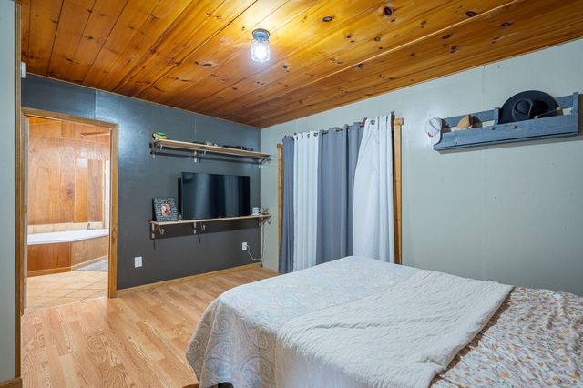 146 County Road 677, Riceville, TN 37370