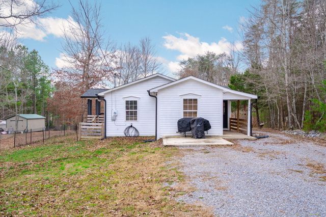 146 County Road 677, Riceville, TN 37370