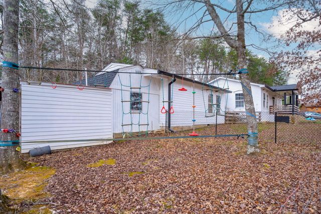 146 County Road 677, Riceville, TN 37370