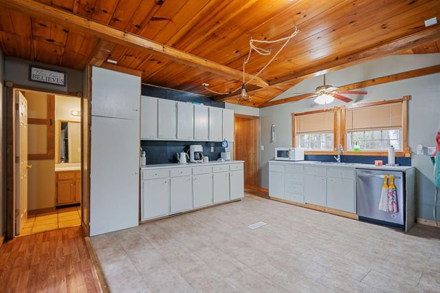 146 County Road 677, Riceville, TN 37370