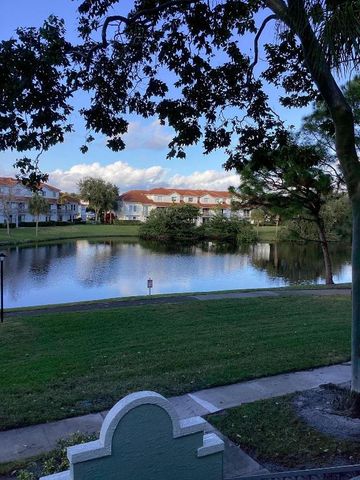 1215 Crystal Way N, Delray Beach, FL 33444