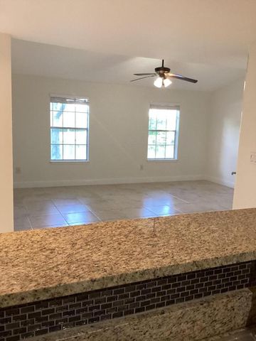 1215 Crystal Way N, Delray Beach, FL 33444