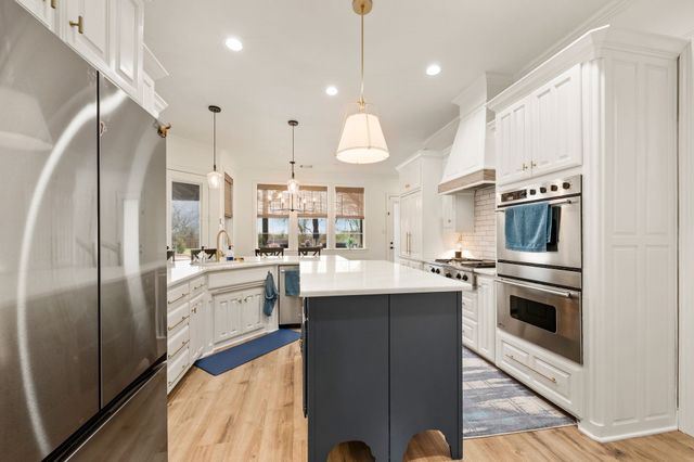 2430 Savanna Circle, Midlothian, TX 76065