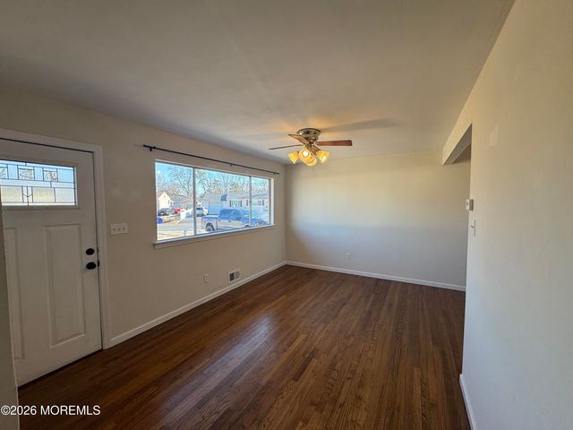 8 View Drive, Brick, NJ 08723