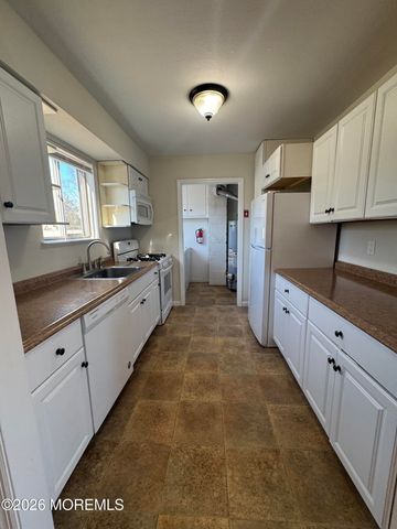 8 View Drive, Brick, NJ 08723