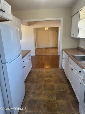 8 View Drive, Brick, NJ 08723