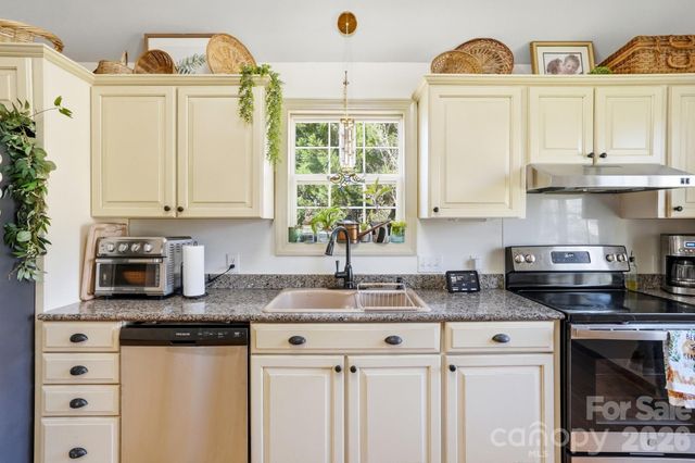 6046 Windjammer Drive, Tega Cay, SC 29708