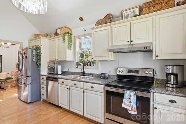 6046 Windjammer Drive, Tega Cay, SC 29708