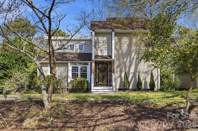 6046 Windjammer Drive, Tega Cay, SC 29708