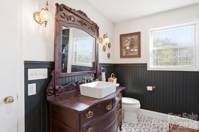 6046 Windjammer Drive, Tega Cay, SC 29708