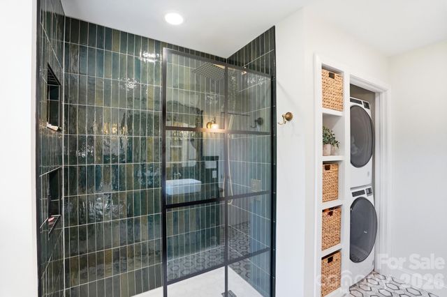 6046 Windjammer Drive, Tega Cay, SC 29708