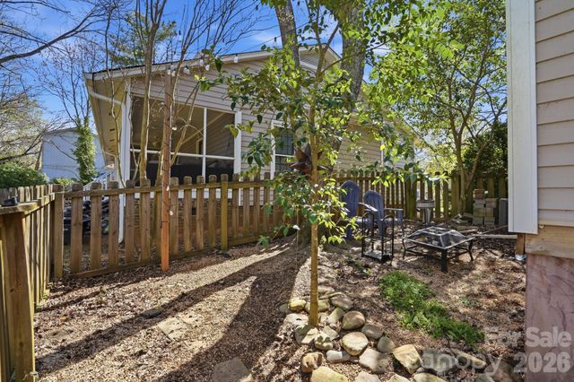 6046 Windjammer Drive, Tega Cay, SC 29708