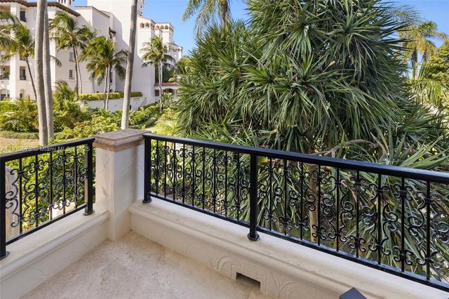 4924 Fisher Island Dr 4924, Miami Beach, FL 33109