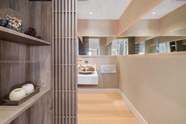 4924 Fisher Island Dr 4924, Miami Beach, FL 33109