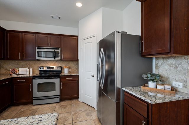 125 Eagle Owl LOOP, Leander, TX 78641