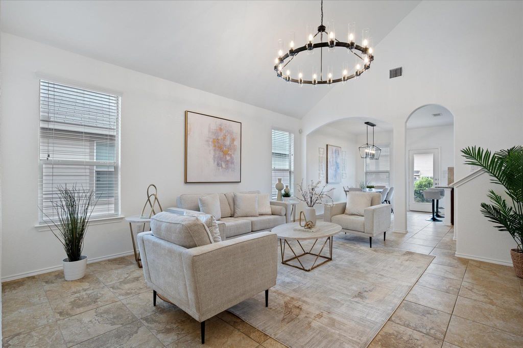 125 Eagle Owl LOOP, Leander, TX 78641