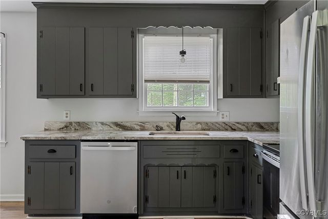 15609 Rowlett Rd, Chesterfield, VA 23838